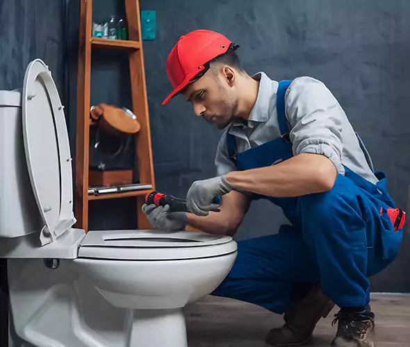 Expert Plumber for Toilet Installation in Farmingville, NY: Schedule Affordable Toilet Installation Services with Us