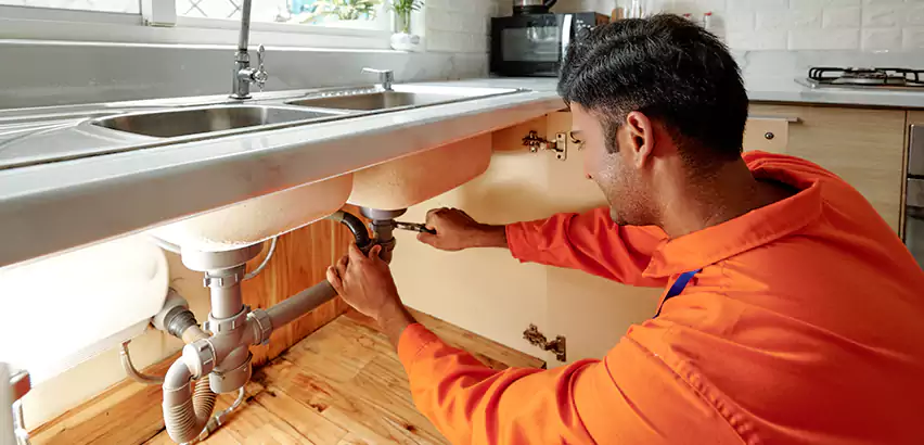 Plumbing Leak Repair in Farmingville, NY
